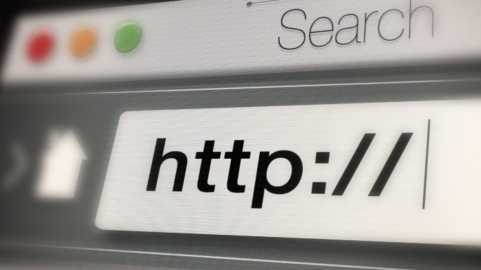 Apple Allows Alternative Browsers on iPhones in EU iOS 17.4 Brings Changes