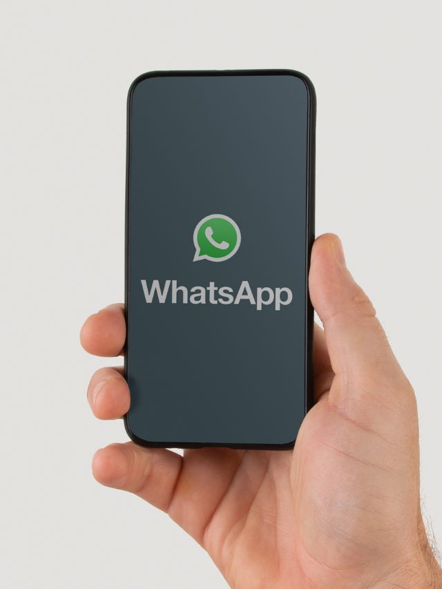WhatsApp’s Cross-App Chatting